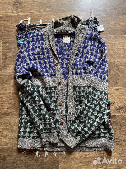 Свитер levis