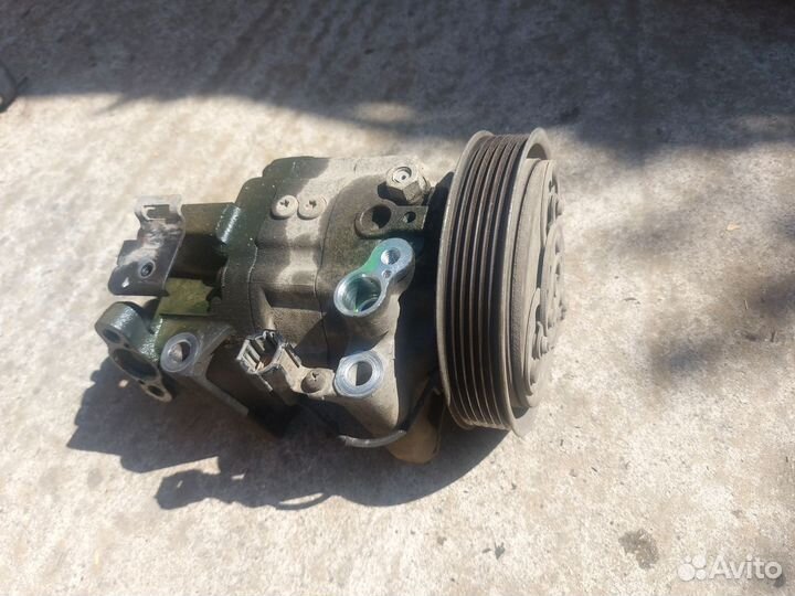 Компрессор кондиционера Nisssn Primera P12