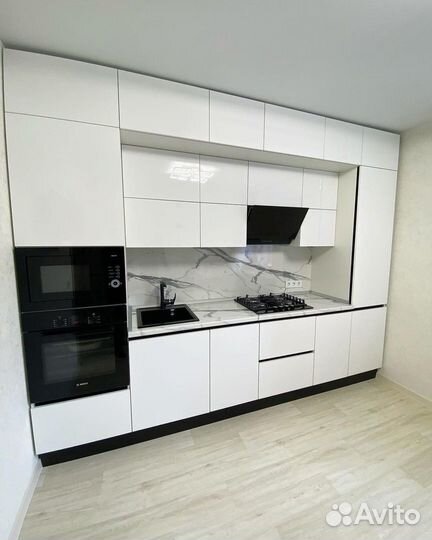 Кухня белая на заказ