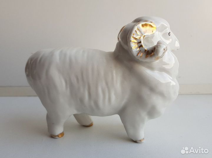 Статуэтка баран лфз Фарфор СССР 1960-е г. люкс