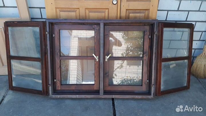 Деревянный оконный блок с 2-м стеклопакетом новый