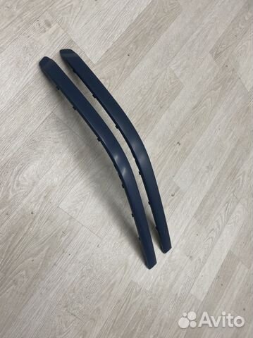 Молдинги переднего бампера бмв е39 (без хрома )