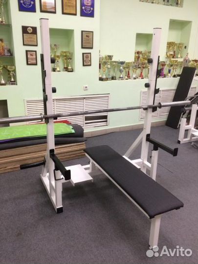 Тренировочная стойка-трансформер для приседаний и