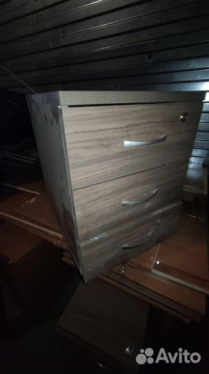 Тумба офисная с ящиками