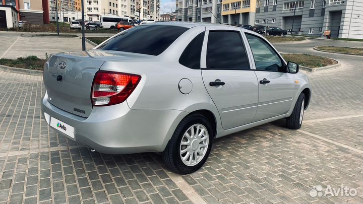 LADA Granta 1.6 МТ, 2014, 120 500 км