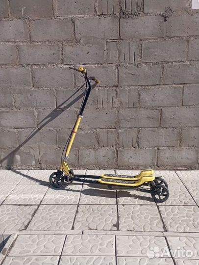 Самокат трехколесный для взрослых