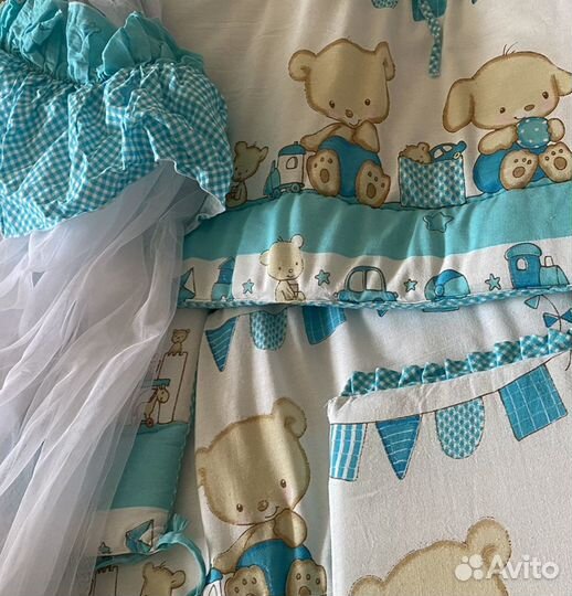 Бортики в кроватку с балдахином