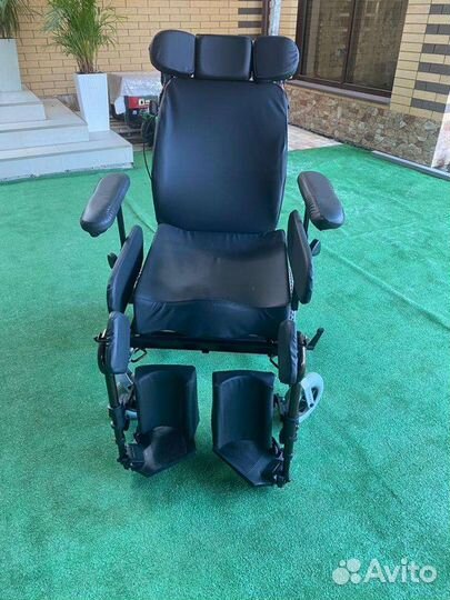 Инвалидное кресло