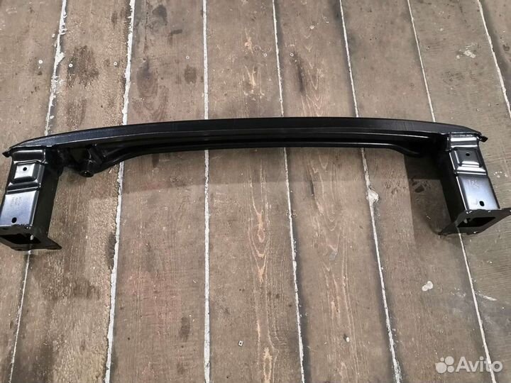 Усилитель бампера задний на Шкоду Карок