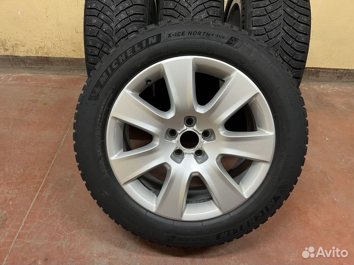 Michelin X-Ice North 4 SUV 235/55 R18