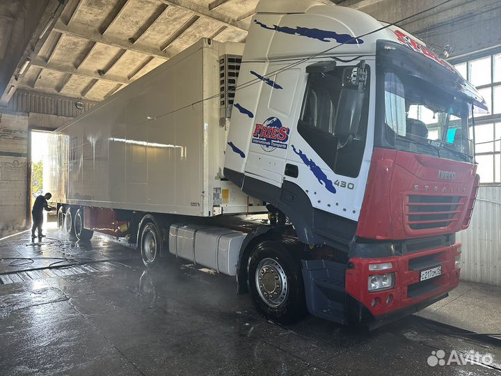 IVECO Stralis с полуприцепом, 2003
