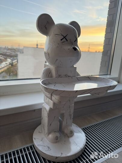 Bearbrick 70 см с подносом