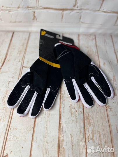 Мотоперчатки