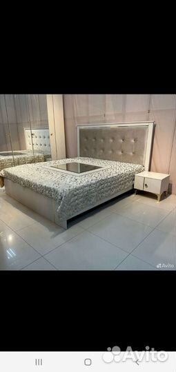 Спальный гарнитур Лаура