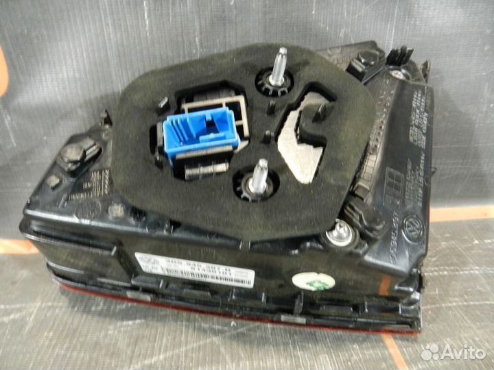 Фонарь внутренний правый - Volkswagen Passat B8