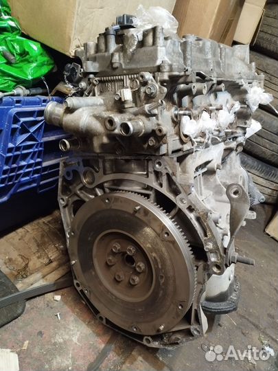 Двигатель Nissan HR16