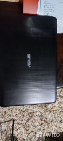Ноутбук asus