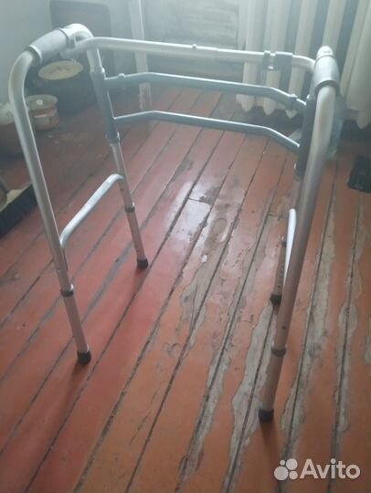 Ходунки для взрослых