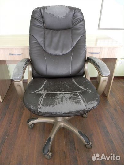 Компьютерное кресло руководителя бу