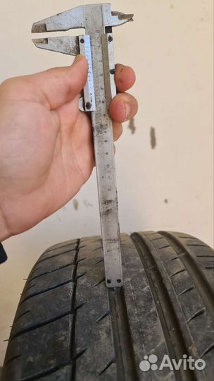 Triangle TH201 245/40 R19