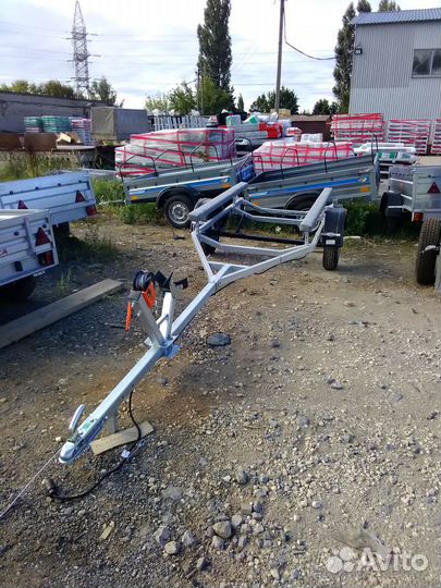 Прицеп легковой лодочный
