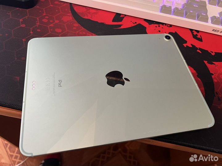 Планшет apple iPad air 4