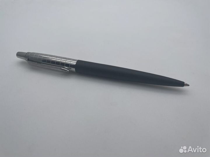 Шариковая ручка Parker Jotter Premium S0908860