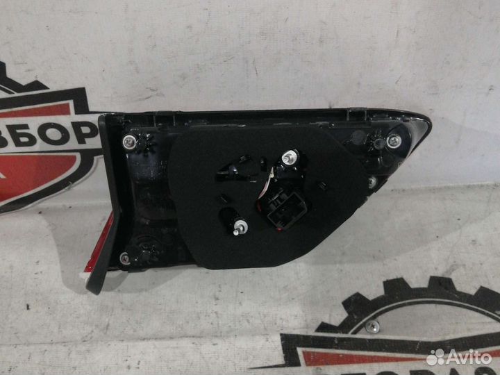 Фонарь внутренн правый Volkswagen Tiguan 2 17-22