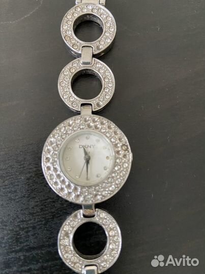Dkny часы