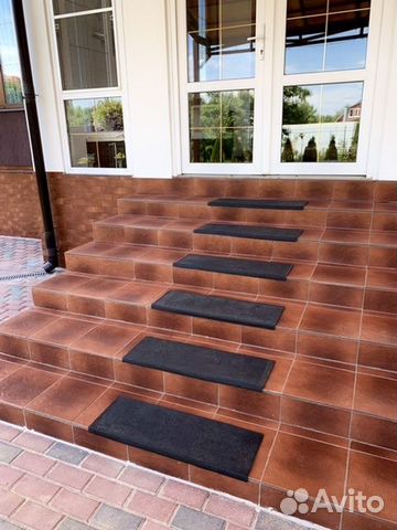 Коврик резиновый на ступеньку