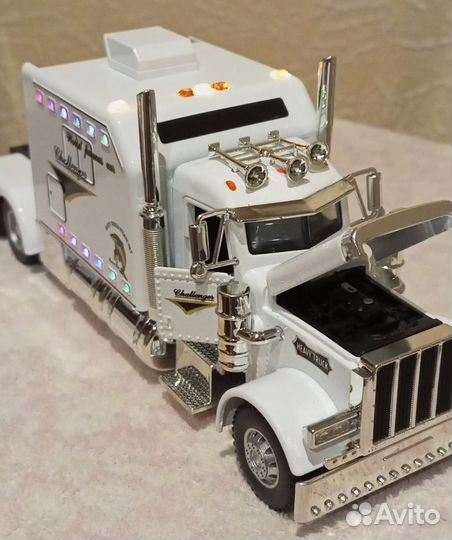 Модель тягача 