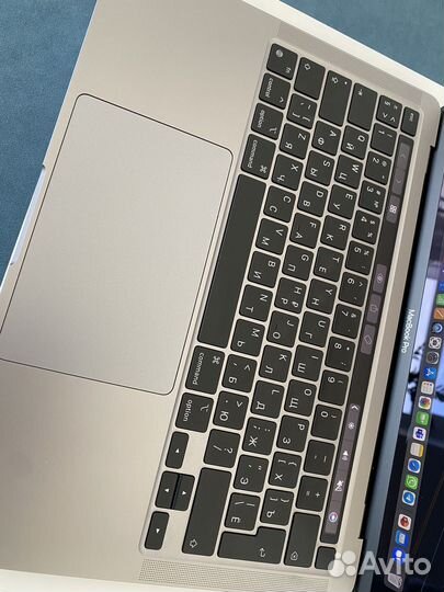 Macbook pro 13 2020 m1