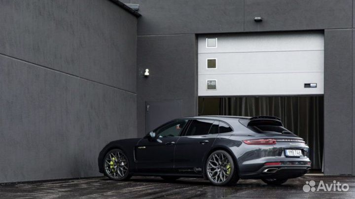 Кованые диски R22 в стиле Vossen Porsche Panamera