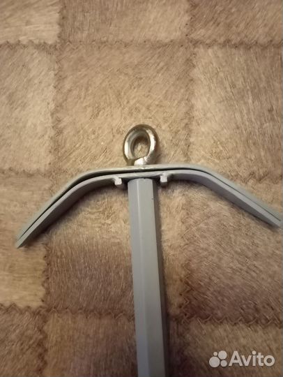 Якорь для лодки