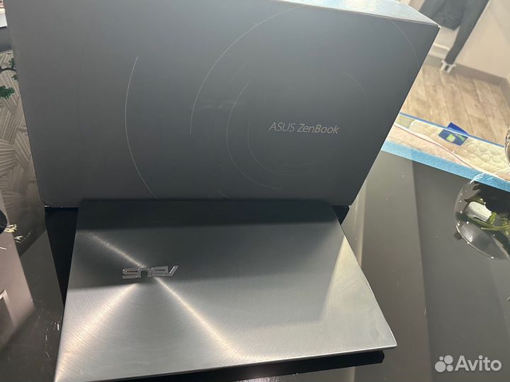 Asus zenbook ryzen 9