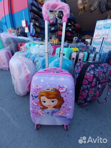 Детская чемодан пластика на калёси