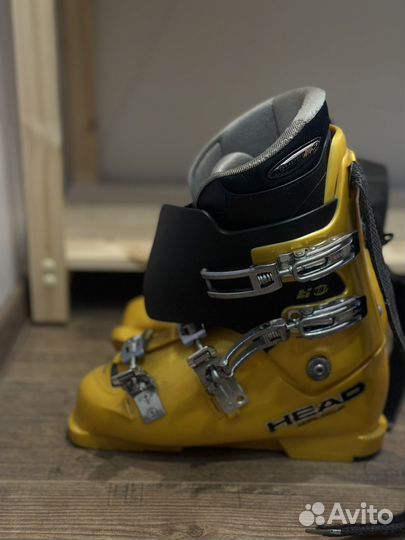 Горнолыжные ботинки