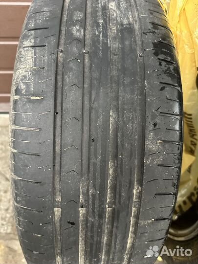 Continental ContiPremiumContact 5 215/55 R17 94V