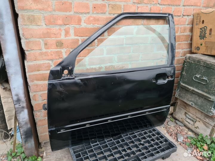 Двери Volvo 850