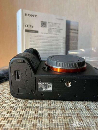 Зеркальный фотоаппарат Sony Alpha ilce-7M3 (Body)