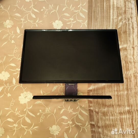 Монитор 24 дюйма Samsung