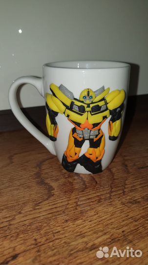 Декор на кружке из полимерной глины