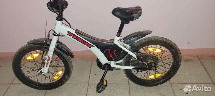 Детский велосипед 16