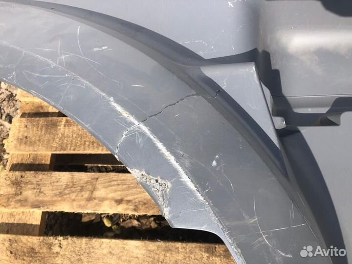 1835024 Корпус подножек правый Daf XF106