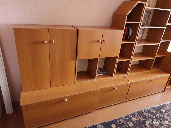 Мини -стенка