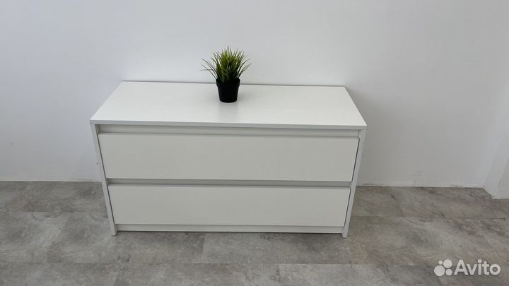Тумба тв белая