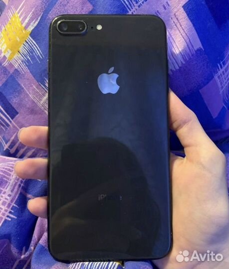 iPhone 8 Plus, 64 ГБ