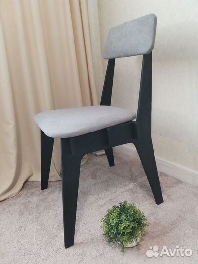 Мягкий стул со спинкой