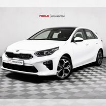 Kia Ceed 1.4 AMT, 2018, 74 381 км, с пробегом, цена 2 098 000 руб.