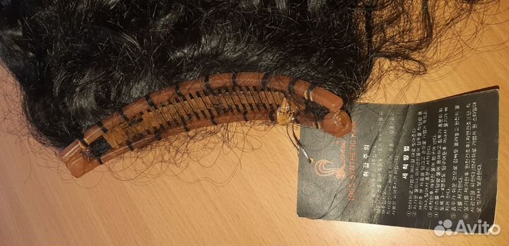 Хвост шиньон на крабе